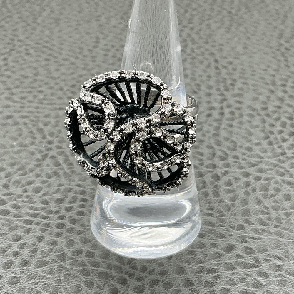 Premier Designs Ring Size 7 Statement Cocktail Silver Tone Black Rhinestone